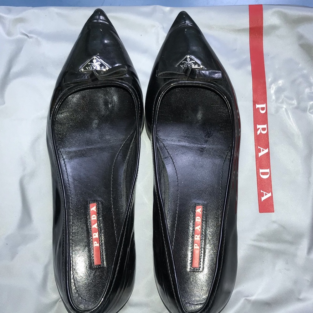 Prada Pointed-toe Flats, black, size 38